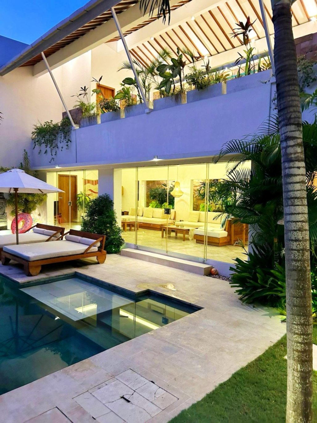 Villa image 1