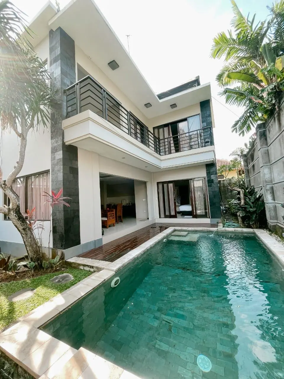 Serene 3 Bedrooms Villa in Canggu