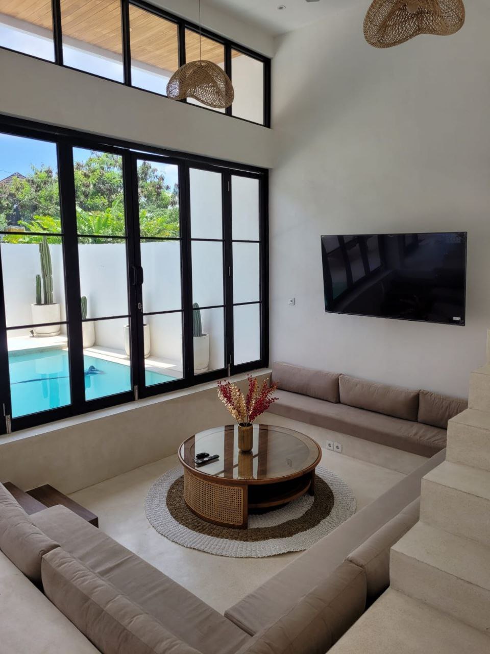 Villa image 1
