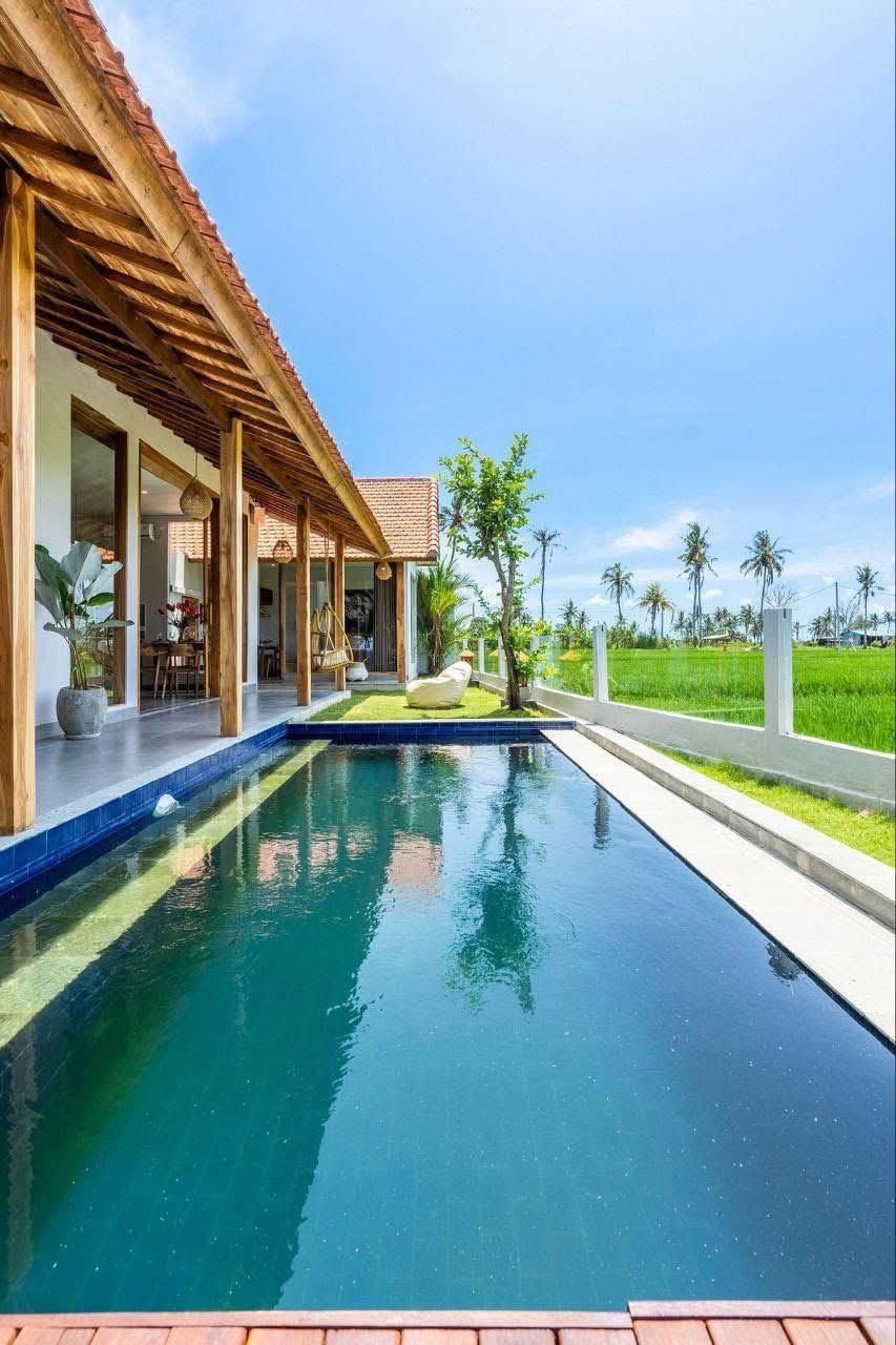 Villa image 1