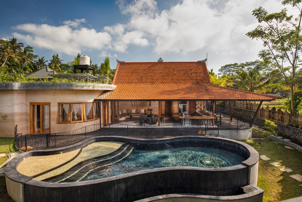 Villa image 1