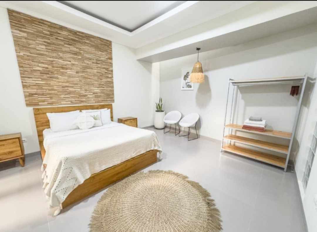 Villa image 1