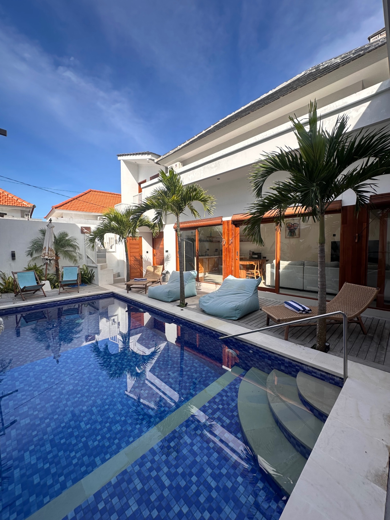 Villa image 1