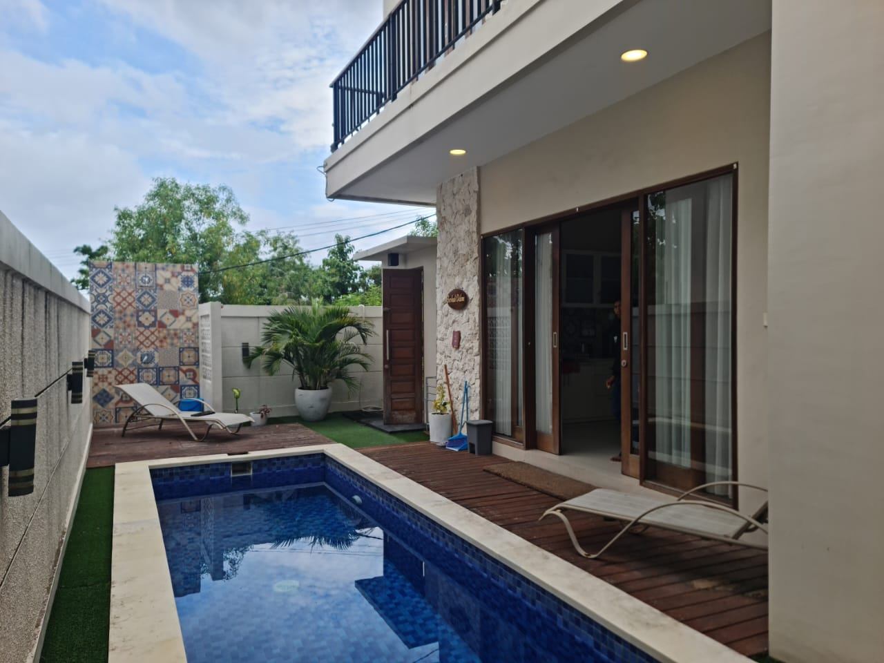 Villa image 1