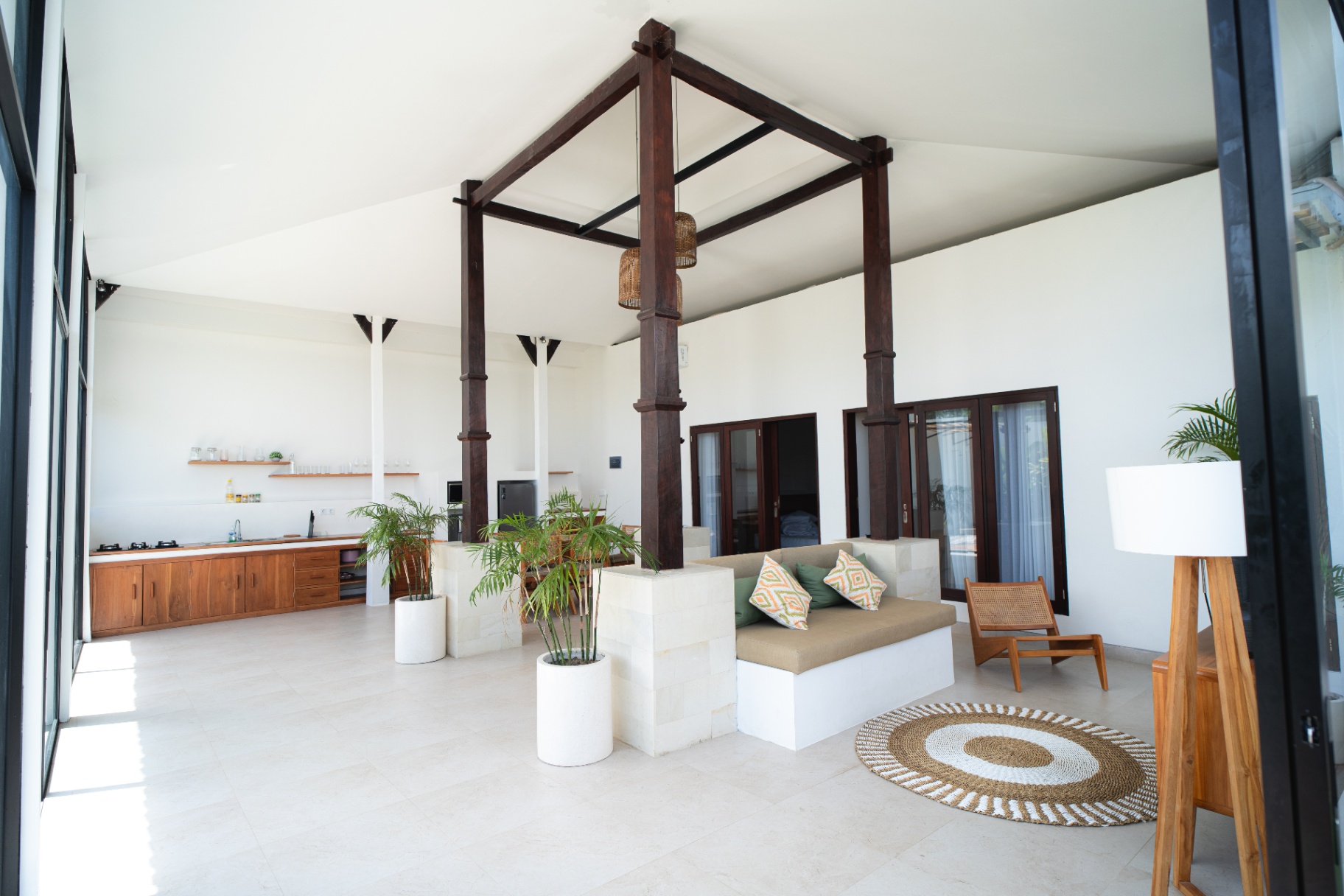 Villa image 1