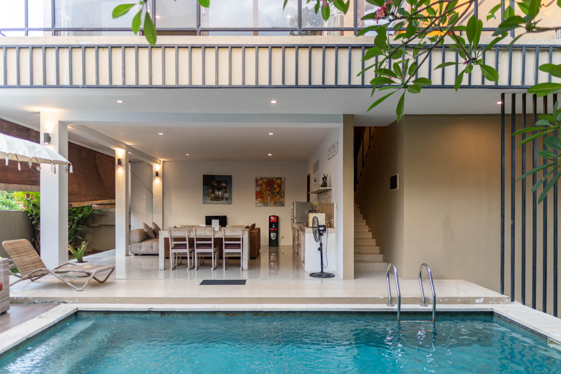 Villa image 1