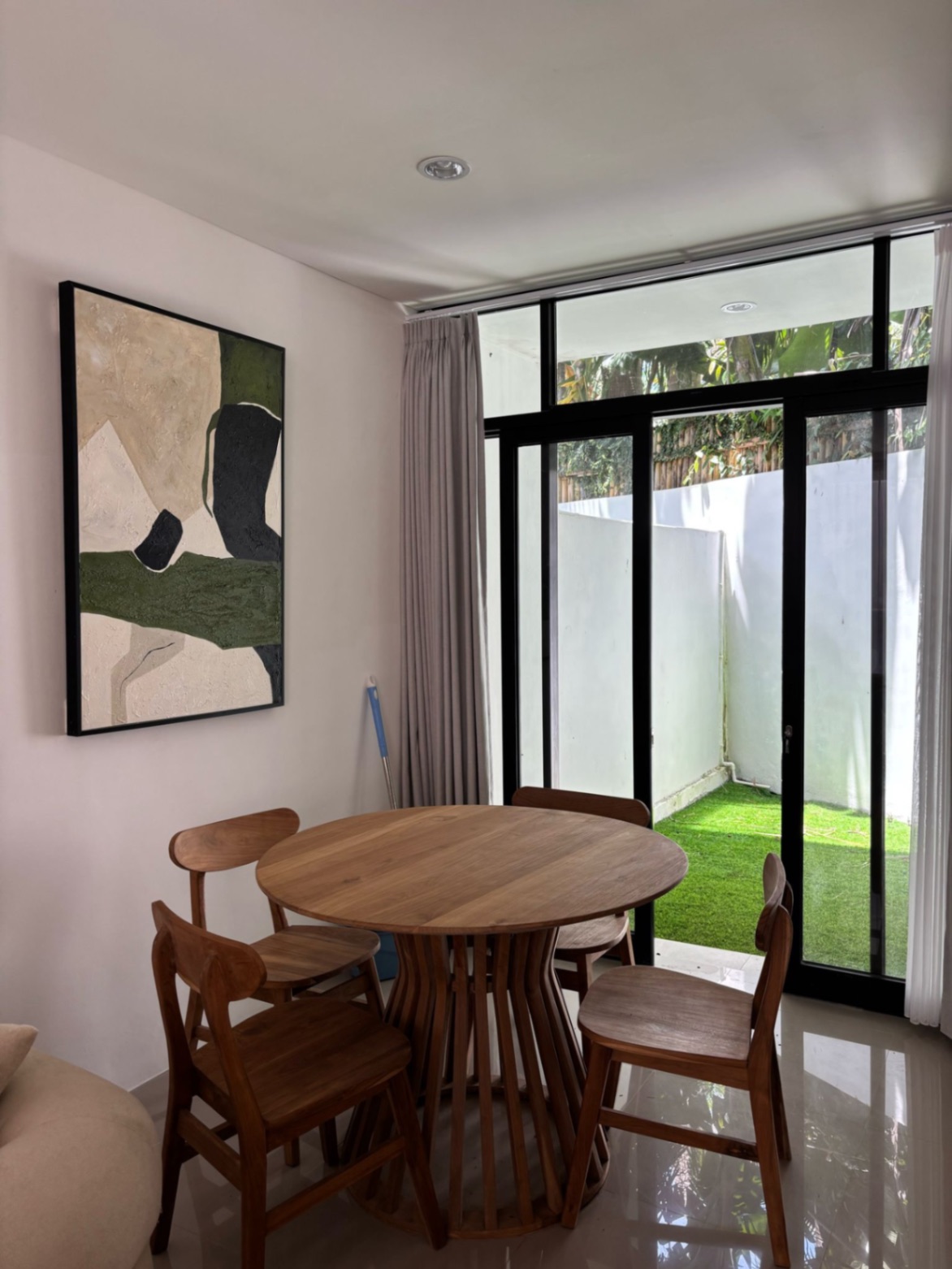 Villa image 2