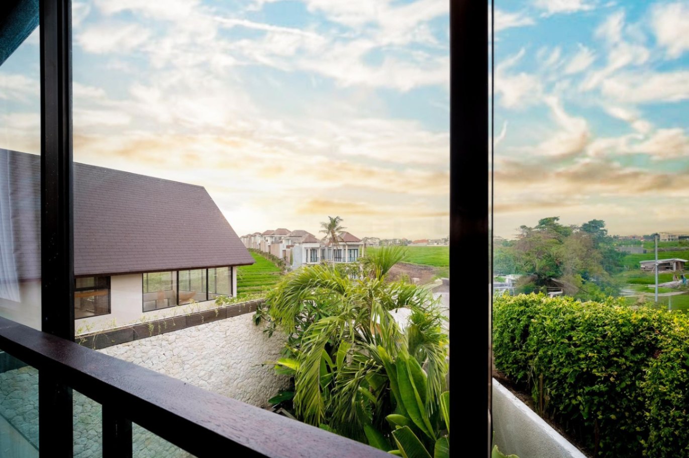Villa image 2