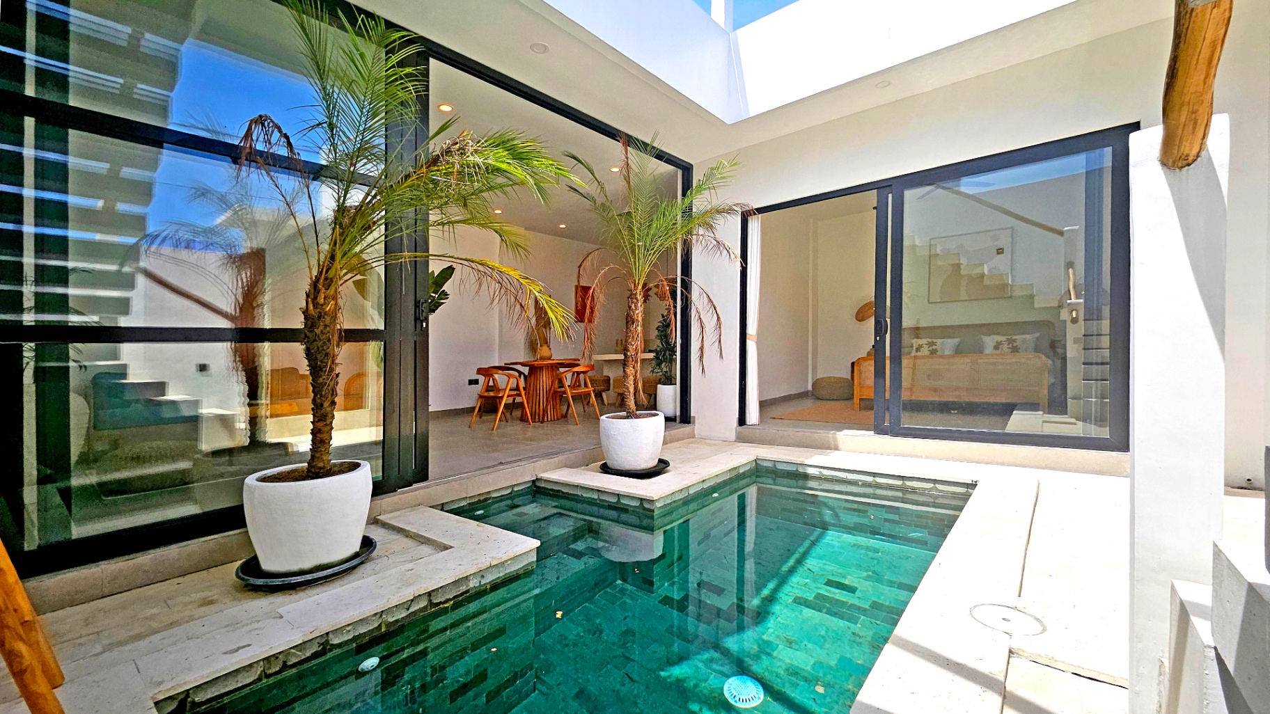 Villa image 1