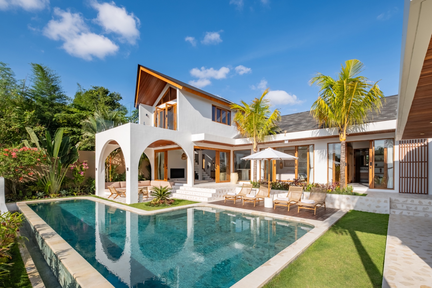 Villa image 1