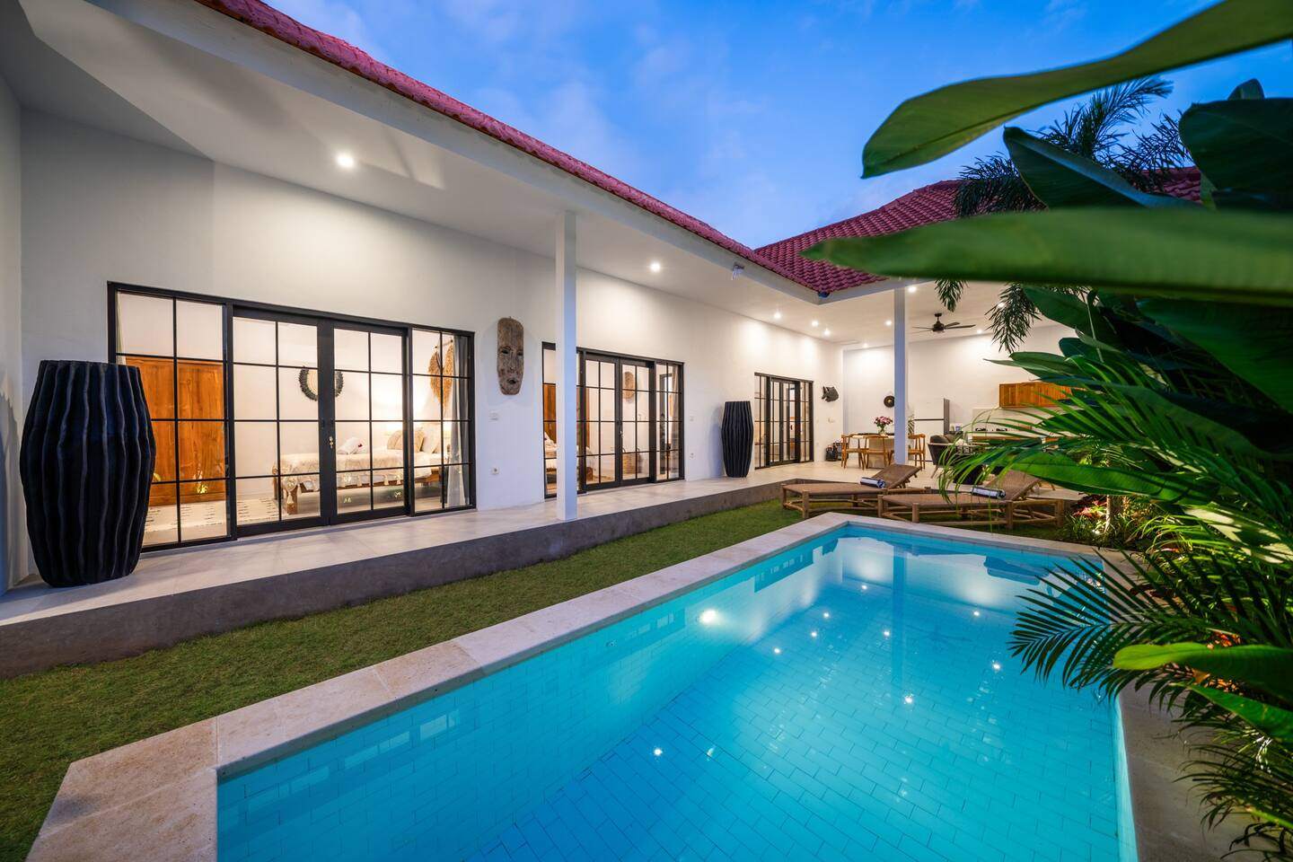 Villa image 1