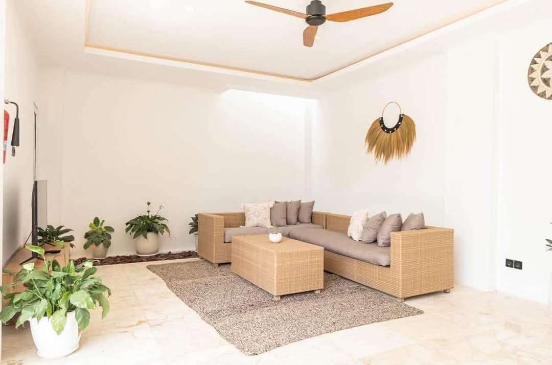 Villa image 2