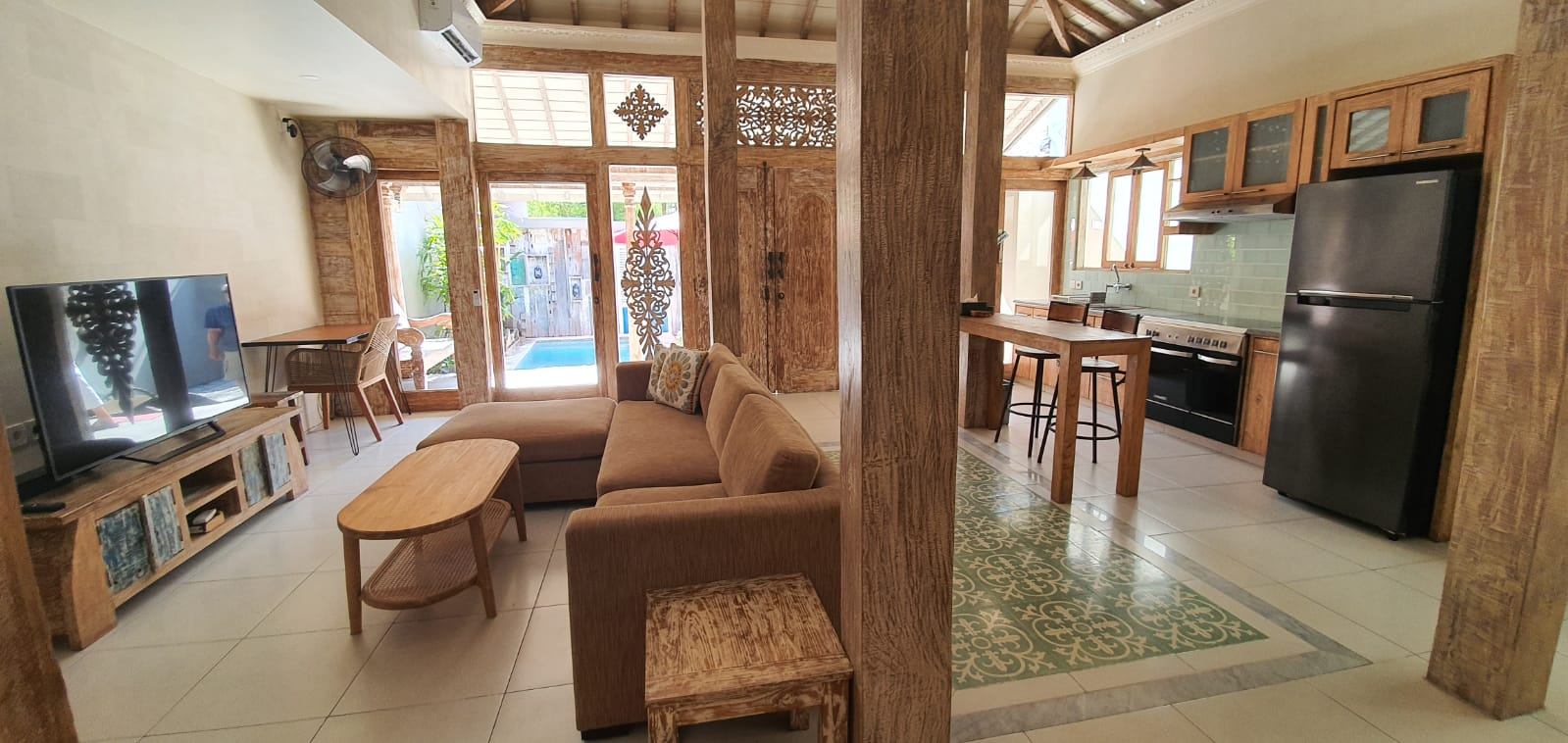 Villa image 2