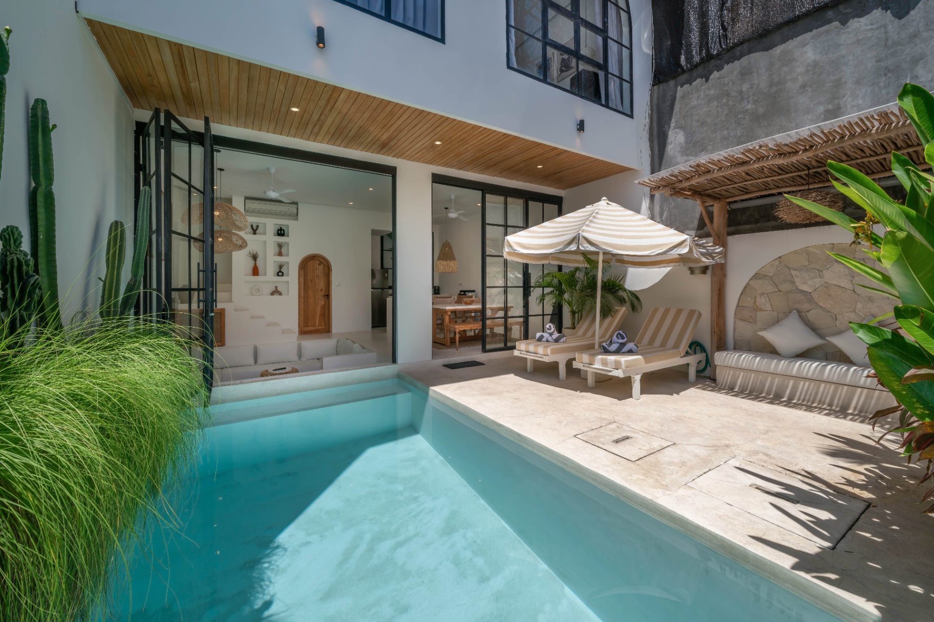 Villa image 1