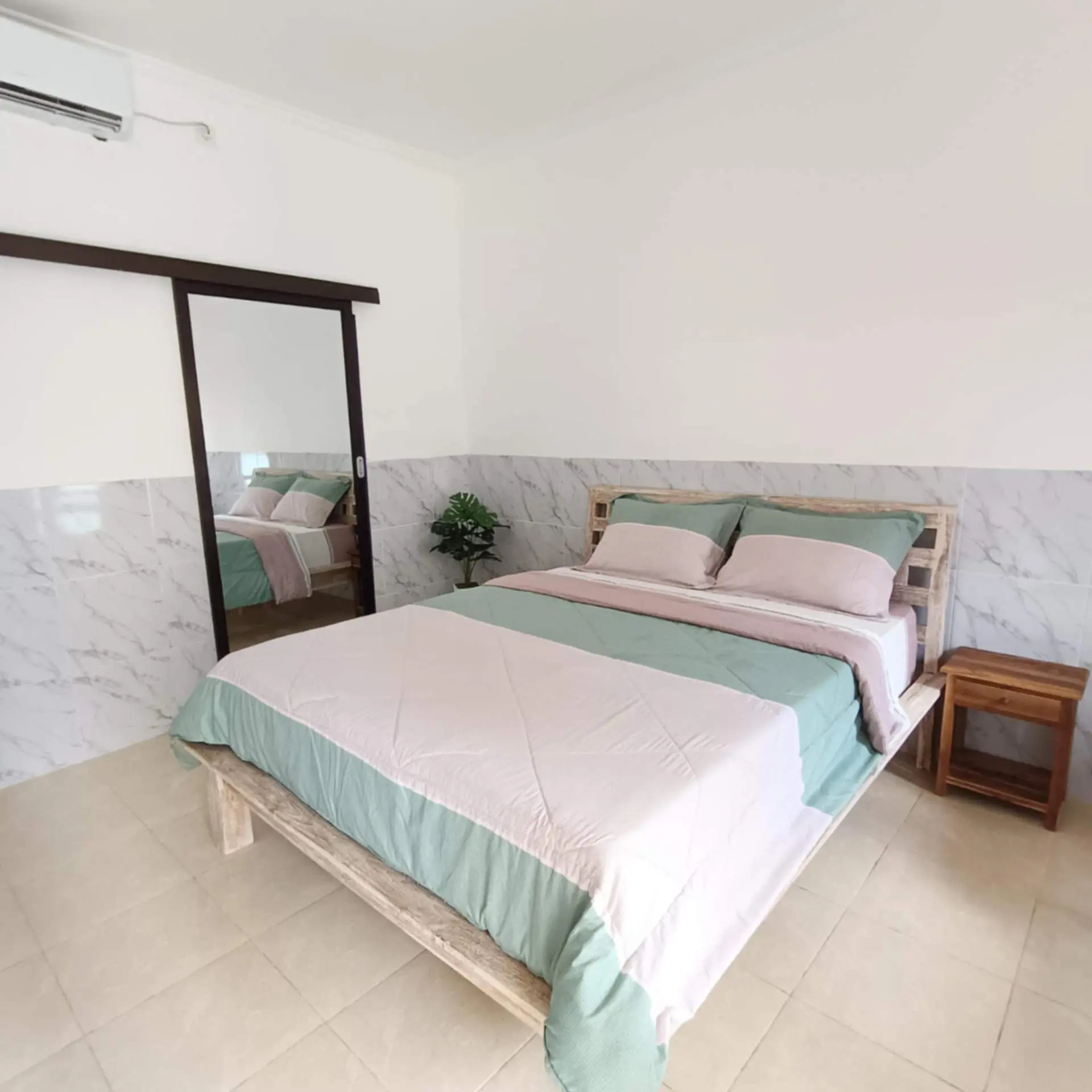 1BR with Private kitchen 