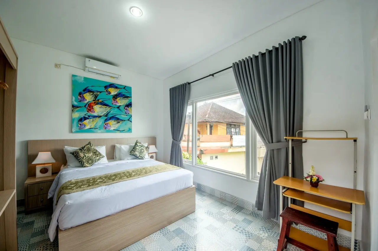 Ensuite bedroom in Babakan, Canggu