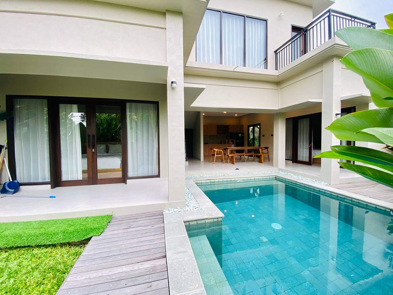 Villa image 1