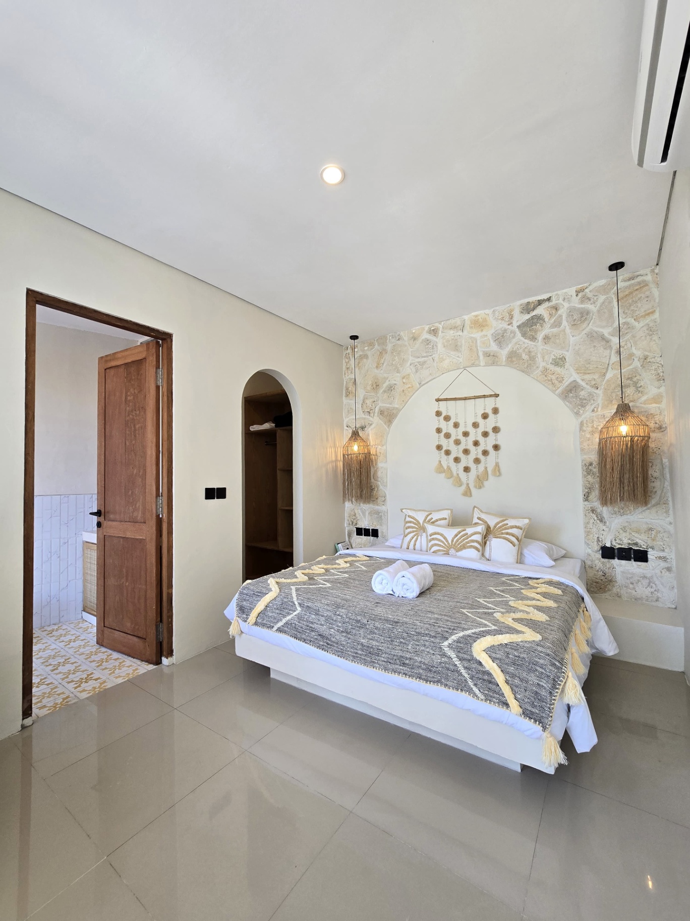 Villa image 2