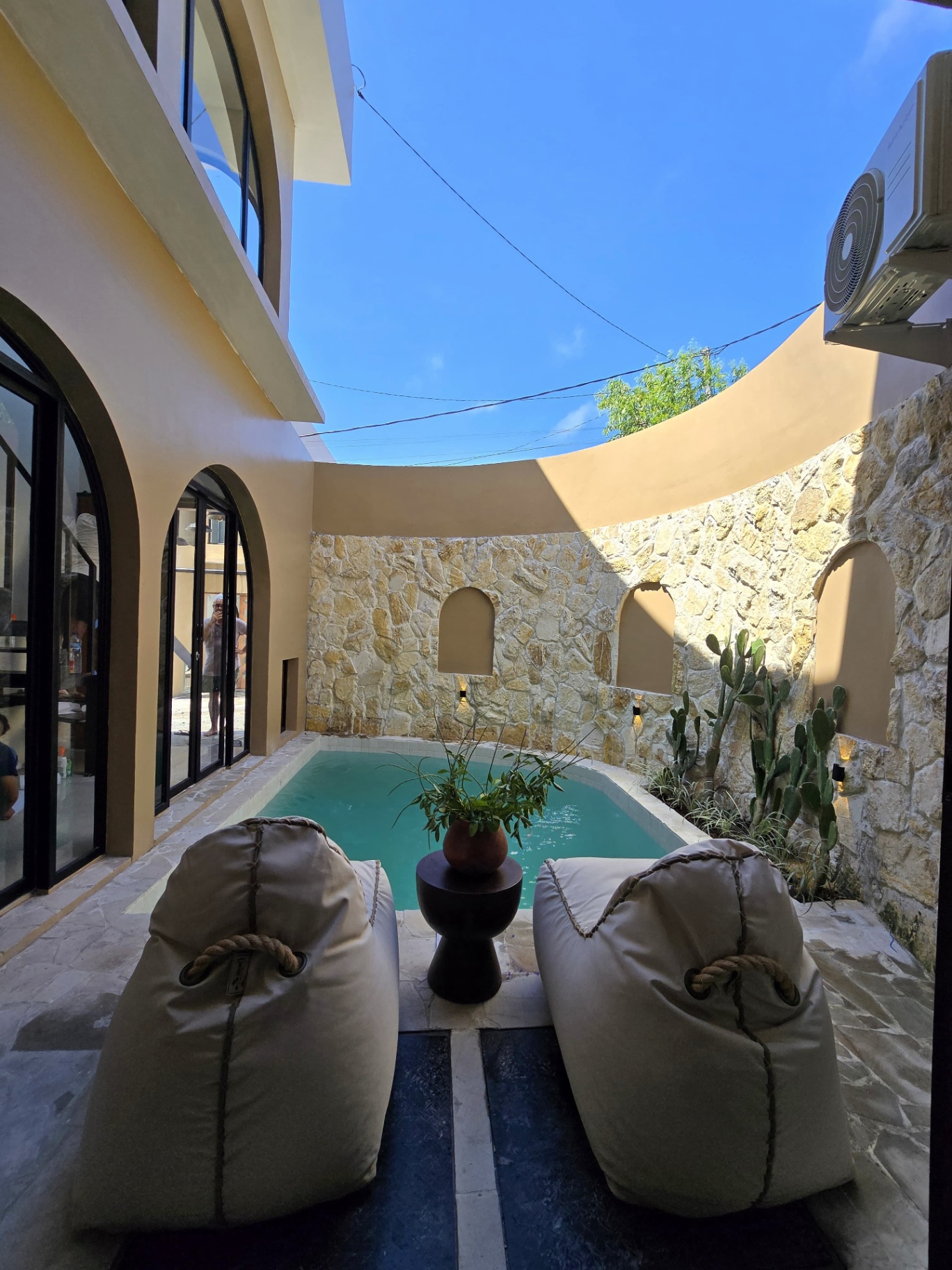 Villa image 3
