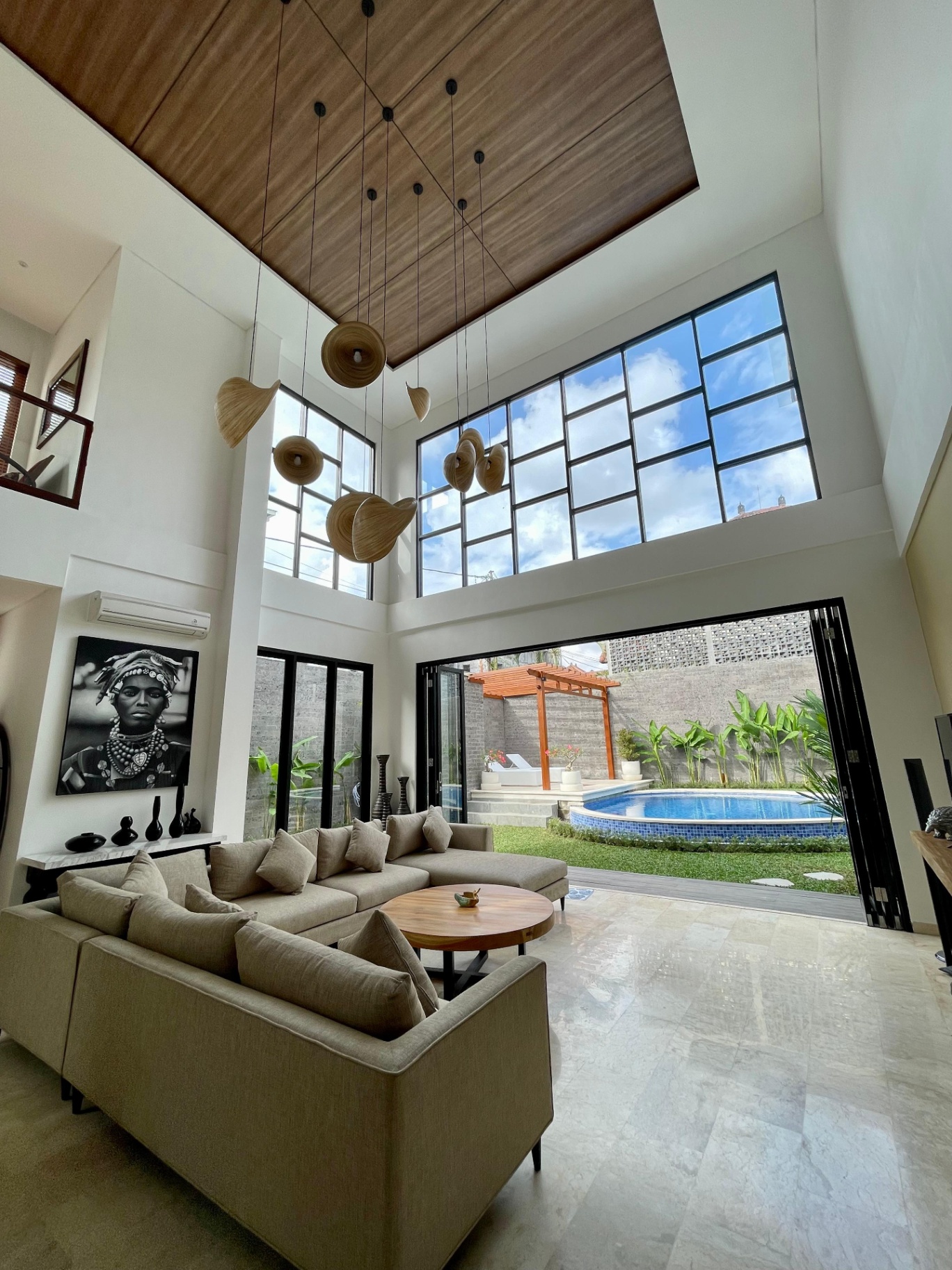 Villa image 4