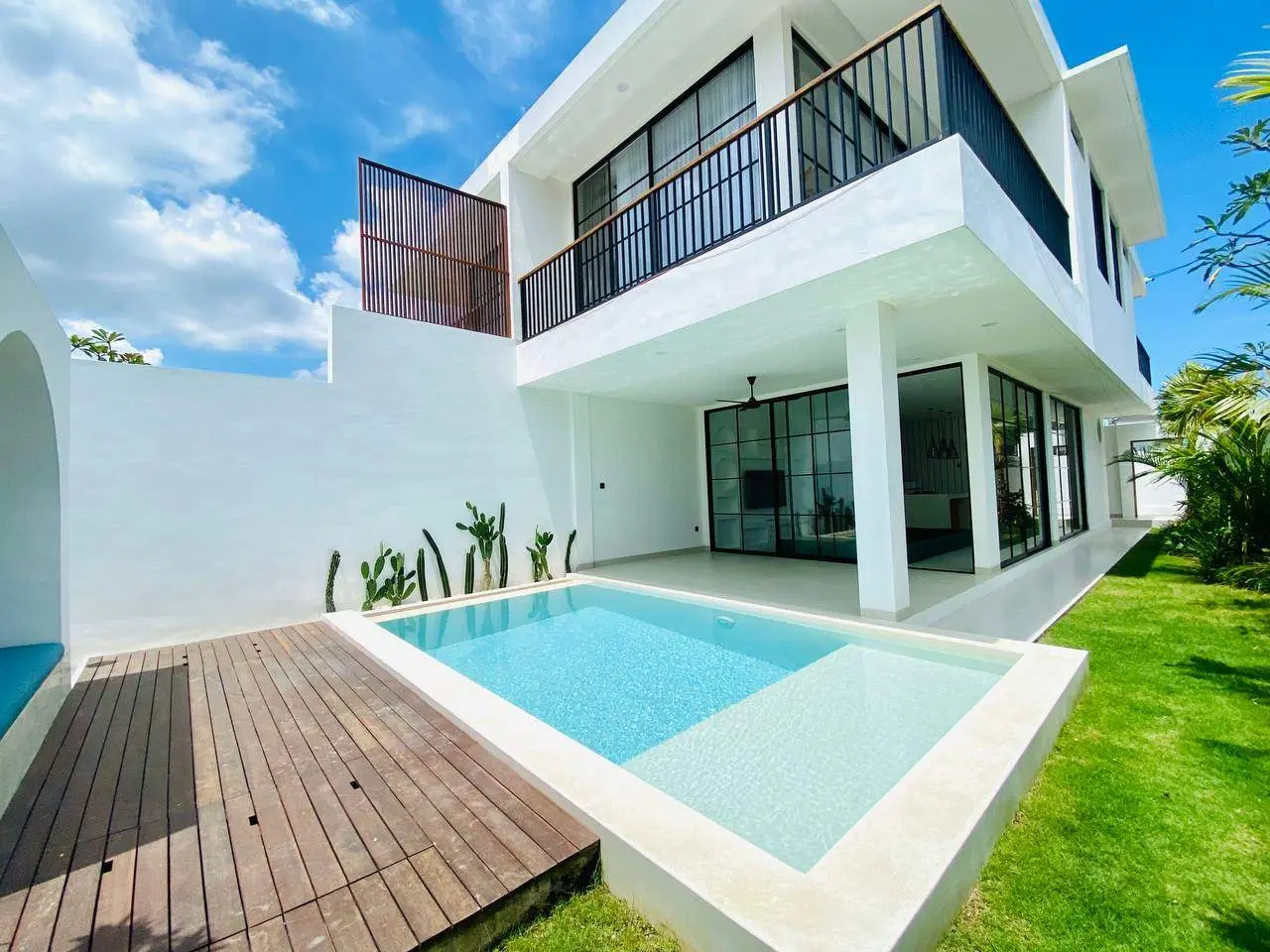 MODERN 2 BEDROOMS VILLA CLOSE TO LIMA BEACH - AF329