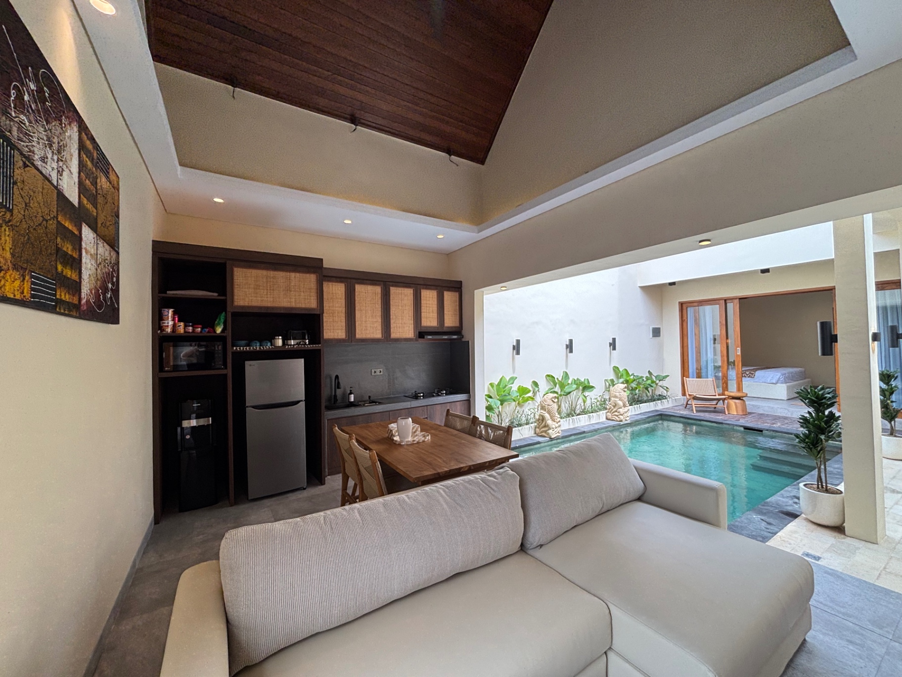 Villa image 1
