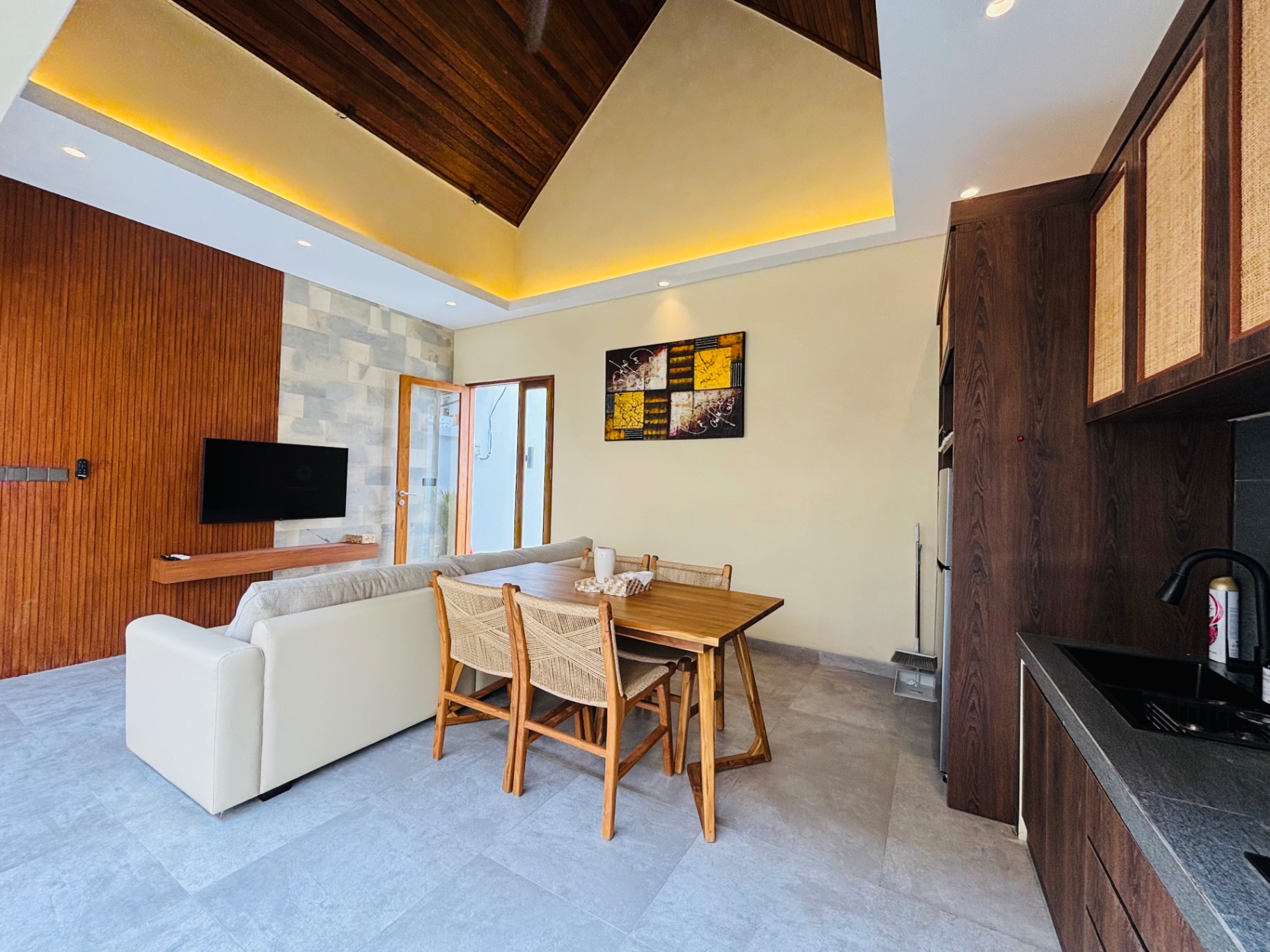Villa image 3