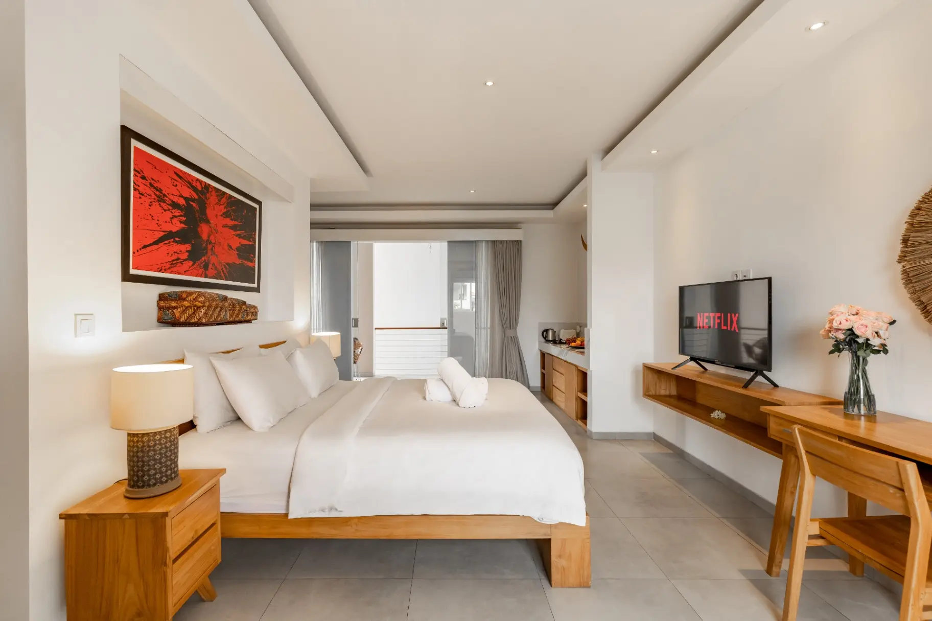 Stylish 1 BD Pvt. Apartment w/ shared kitchen&pool