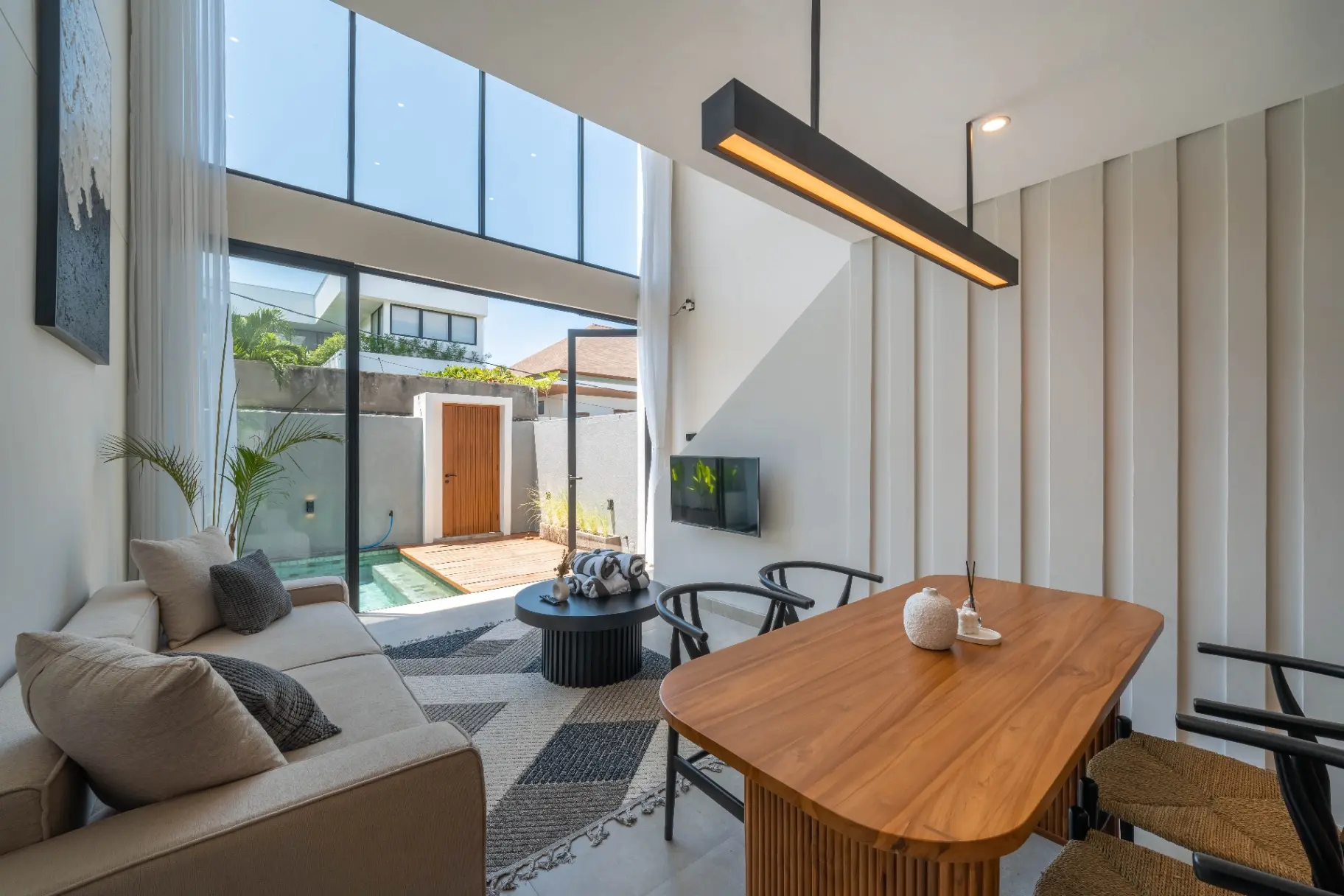 Sadila Estate - Cozy and Minimalistic 2BR Pool Loft in Berawa