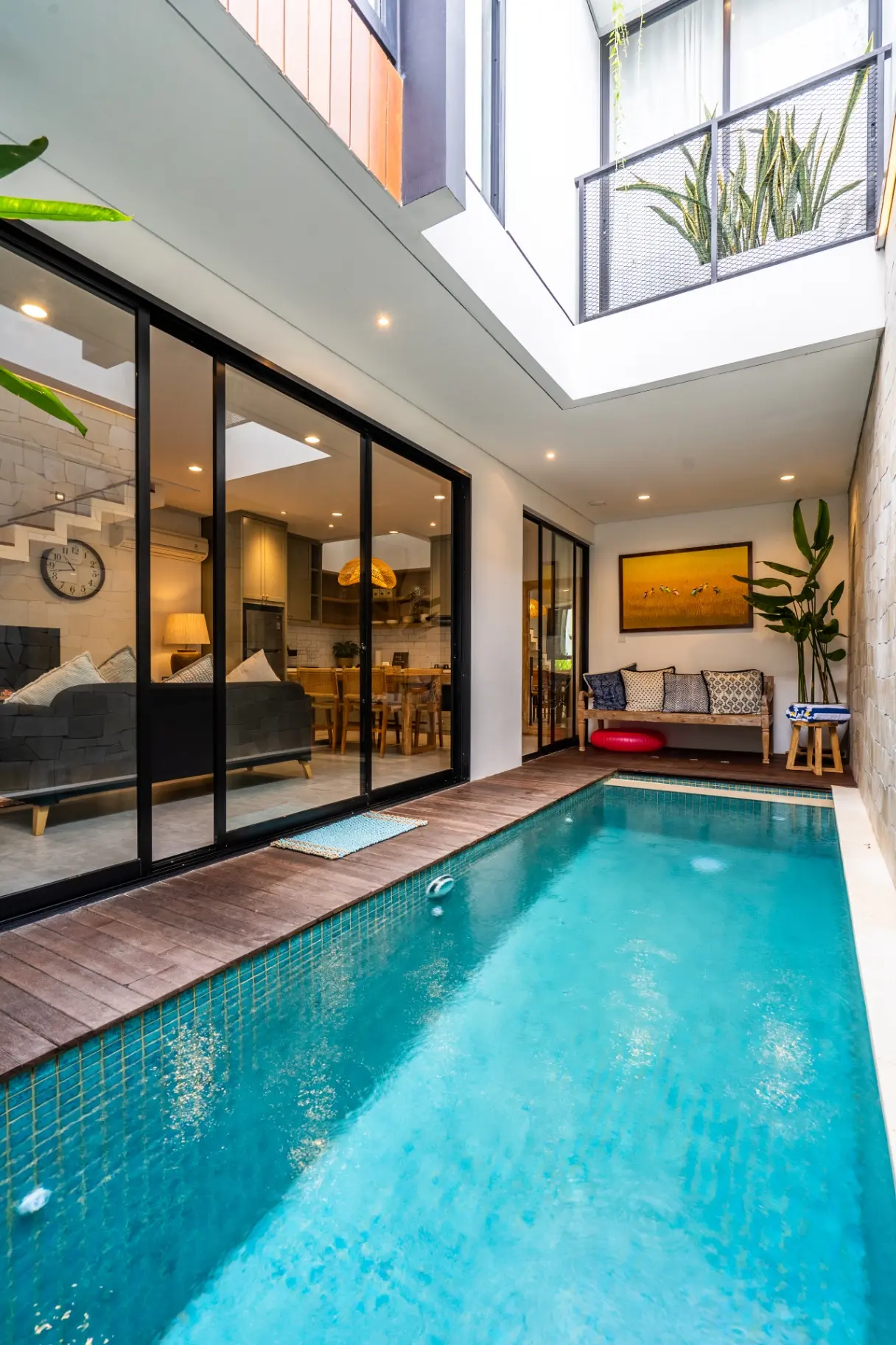 Feya 3BR Cool Villa w/ Private Pool - 5min to GWK