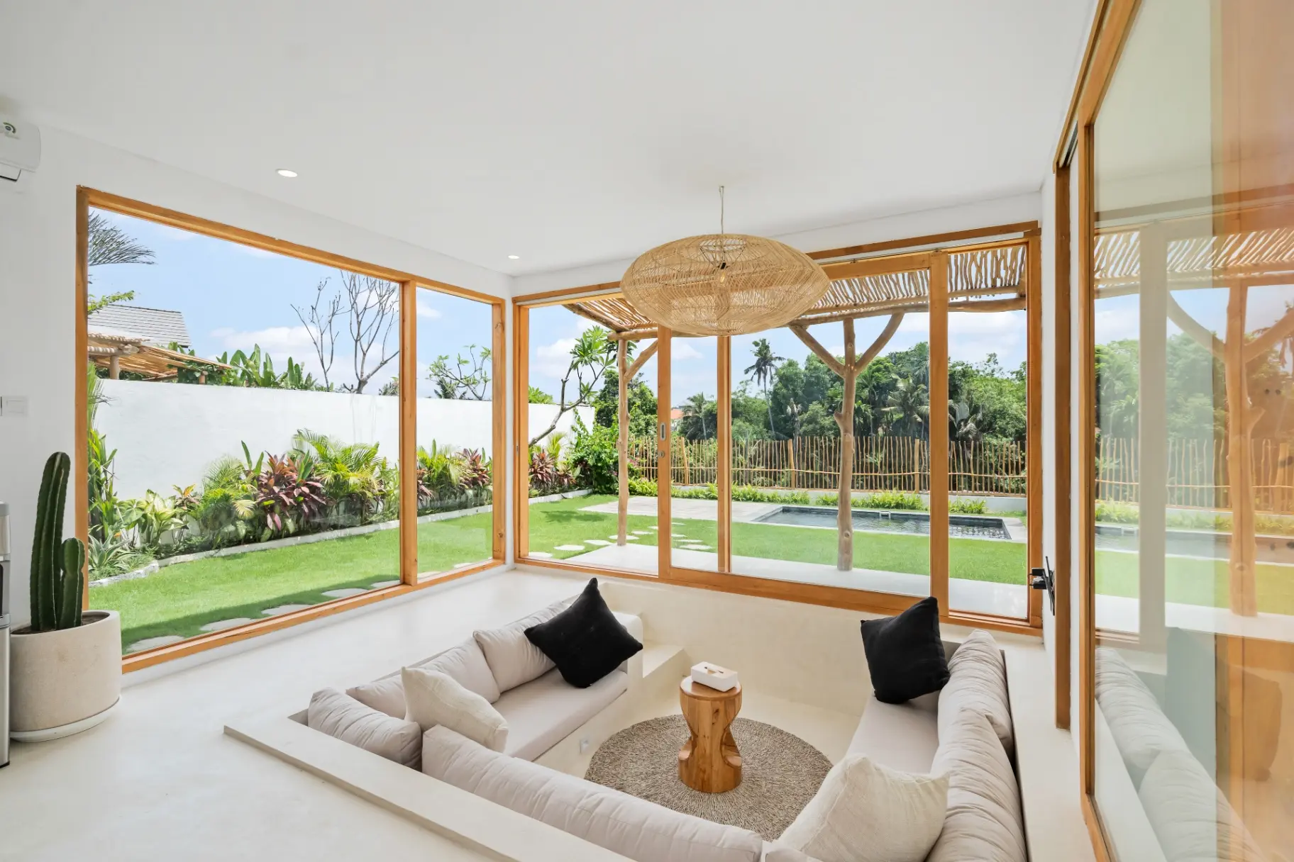 PROMO! 3BR Spacious Pool & Garden Villa Canggu