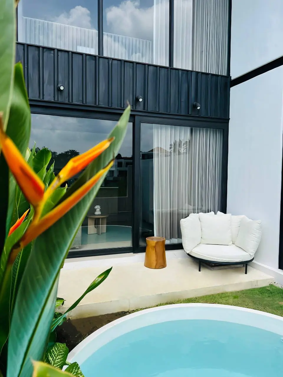 1 BEDROOM MODERN MEZZANINE HOME WITH RICE FIELD VIEW IN CANGGU BABAKAN – AF374