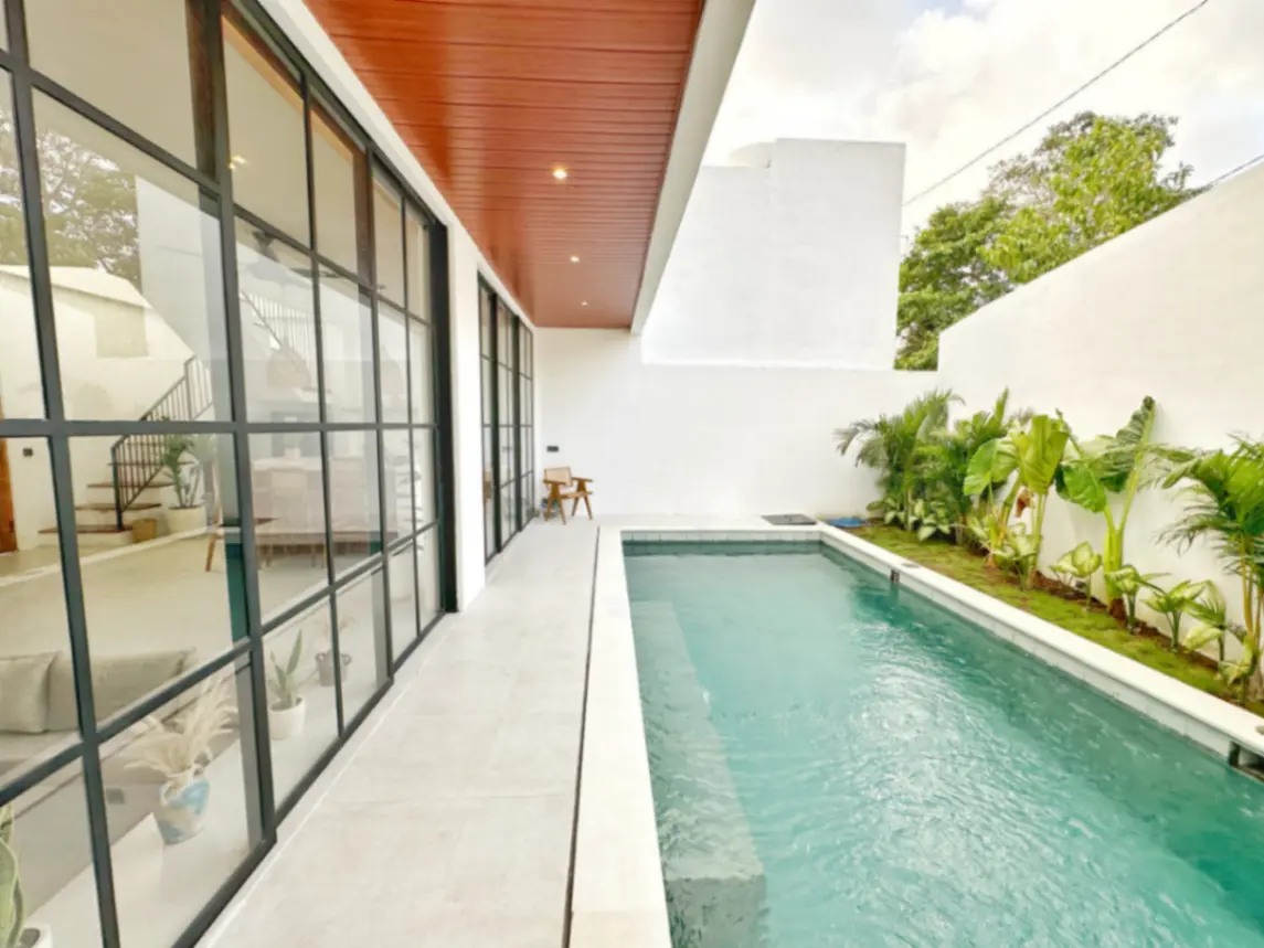 3 BEDROOMS VILLA FOR SALE AND LEASE IN CEPAKA 15 MINUTES FROM CANGGU - YO136