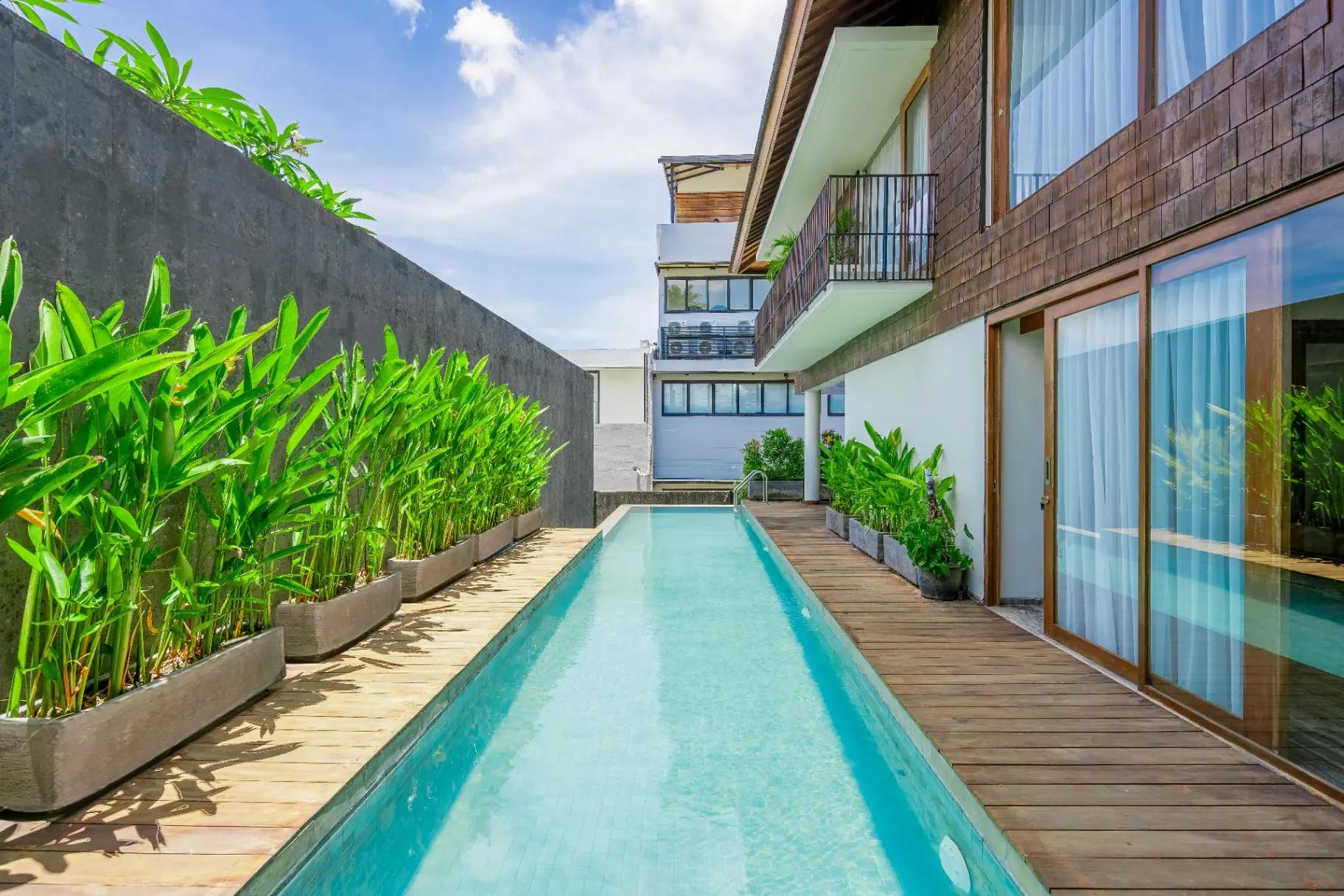 Saidov - Luxury 4BR Villa w/ Pool & Billiard table