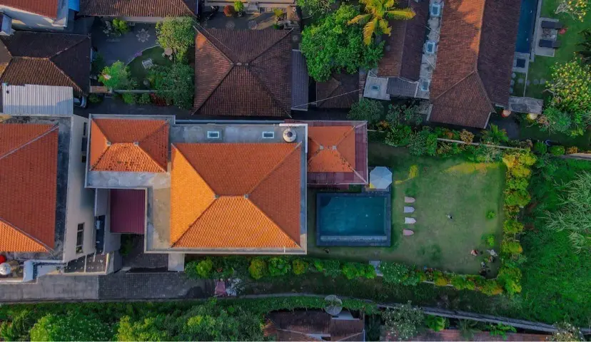 New 7+ Room Guest House