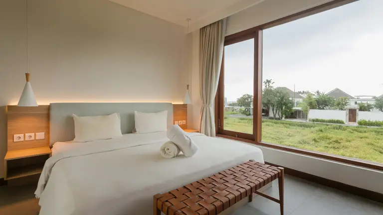 Ombak D3 - 3BR Cemagi Beachside Villa | Club House Pool & Gym in Canggu - Image 4