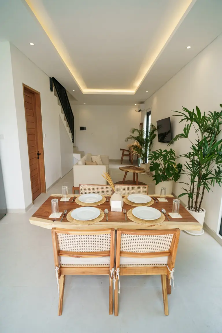 Stylish 2BR Villa in Berawa – Private Pool & Prime Location in Canggu - Image 2