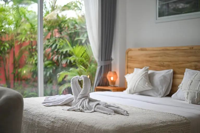 🏝️ Stylish 1BR Villa with Pool in Central Canggu in Canggu - Image 2