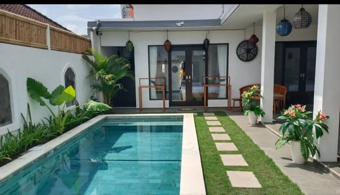 3 BEDROOM VILLA FOR YEARLY RENT IN HEART OF CANGGU – IB61