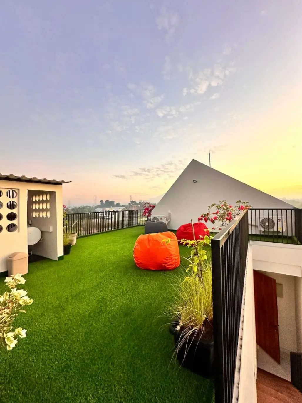 2056 2 Bedroom Villa for Rent in Kedungu 🏝