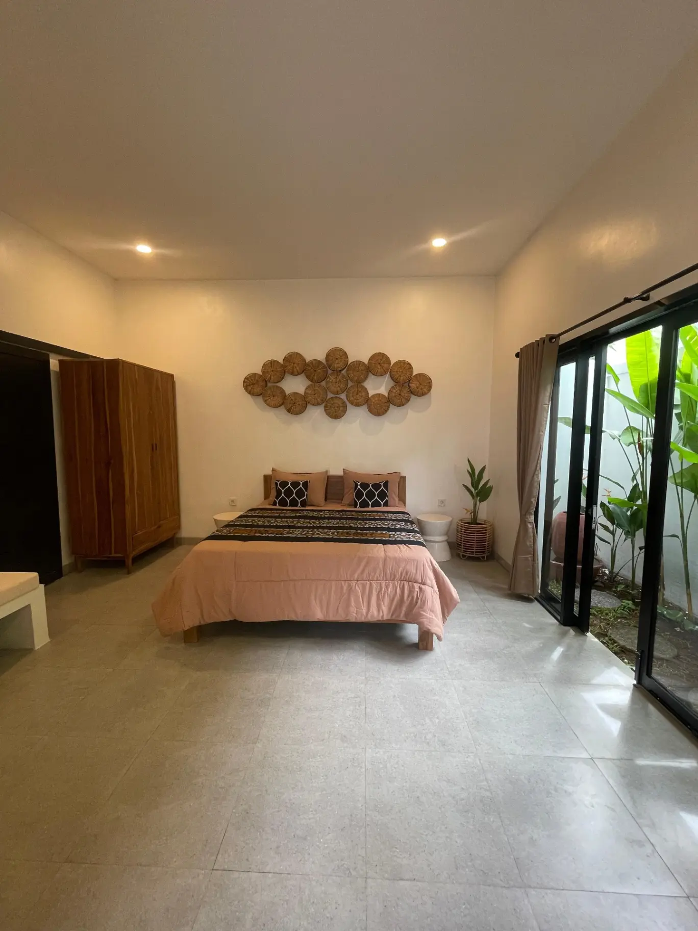 DO 432-Apartment 1 bedroom located at petitenget near by beach 