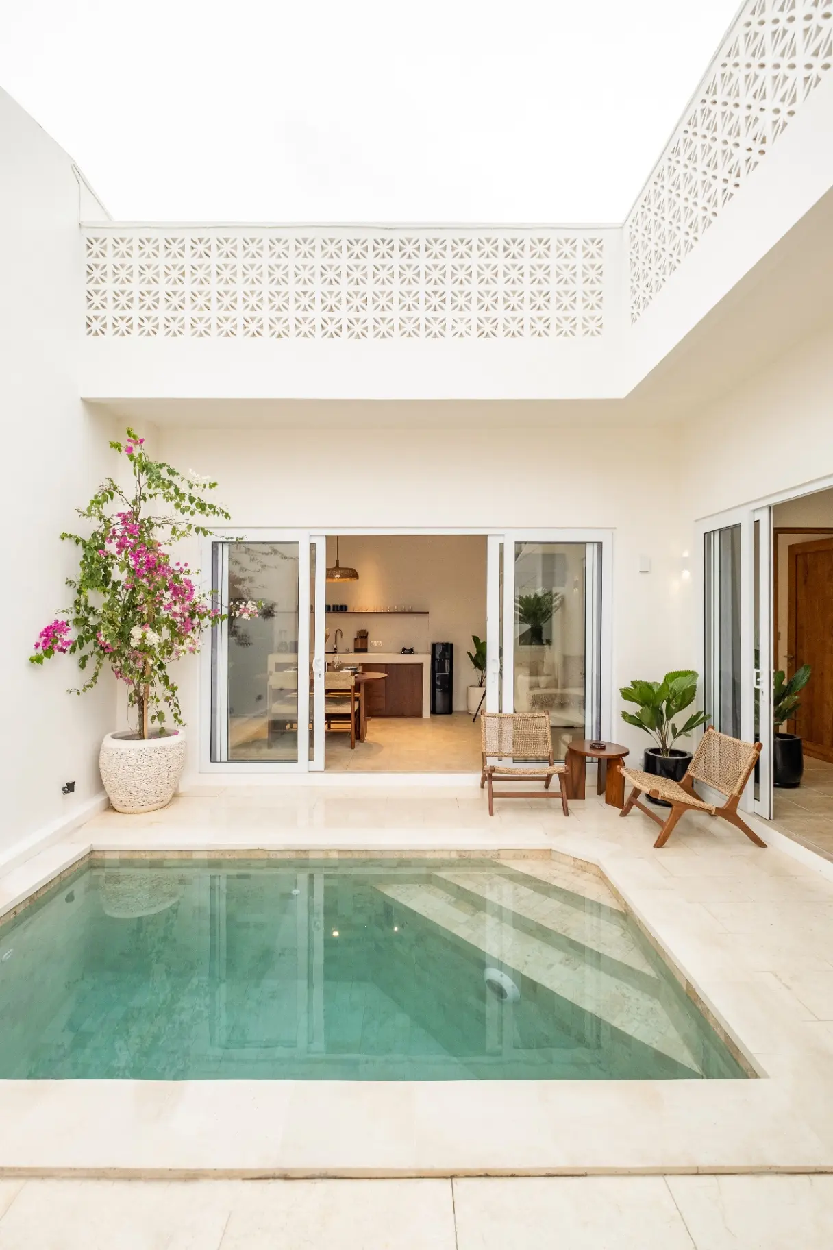 Tropical new villa berawa 2br