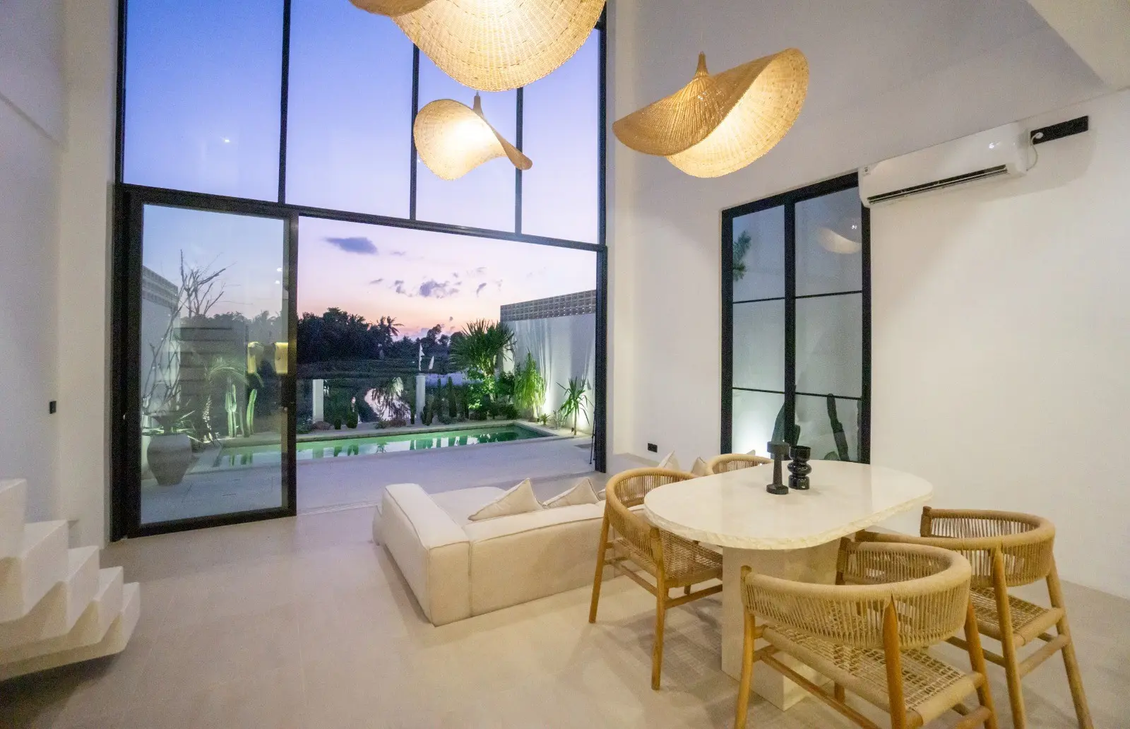 2-Bedroom Villa with Panoramic Rice Field Vistas in Kaba-Kaba