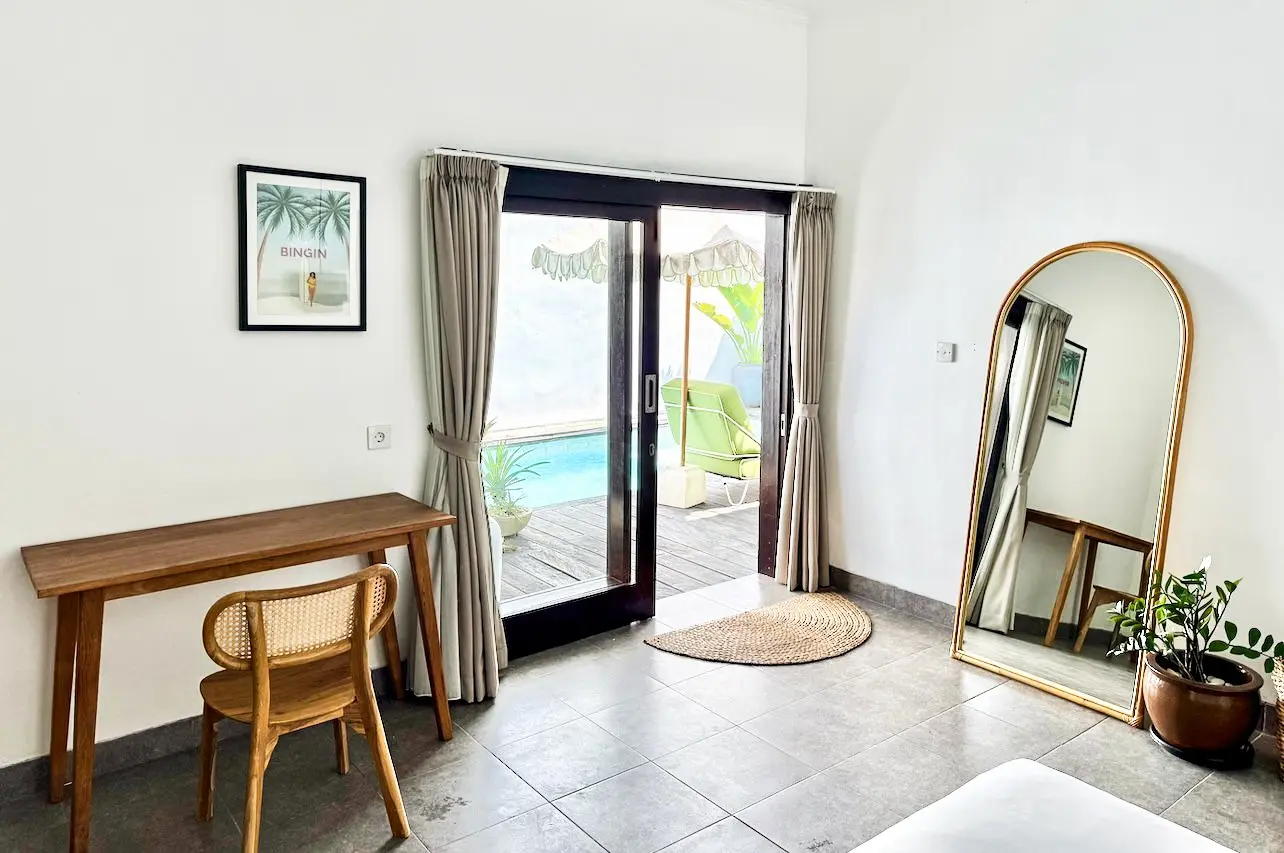 Villa JJ's - 3 Bedrooms Villa Canggu,  4 mins from La Brisa Beach Club