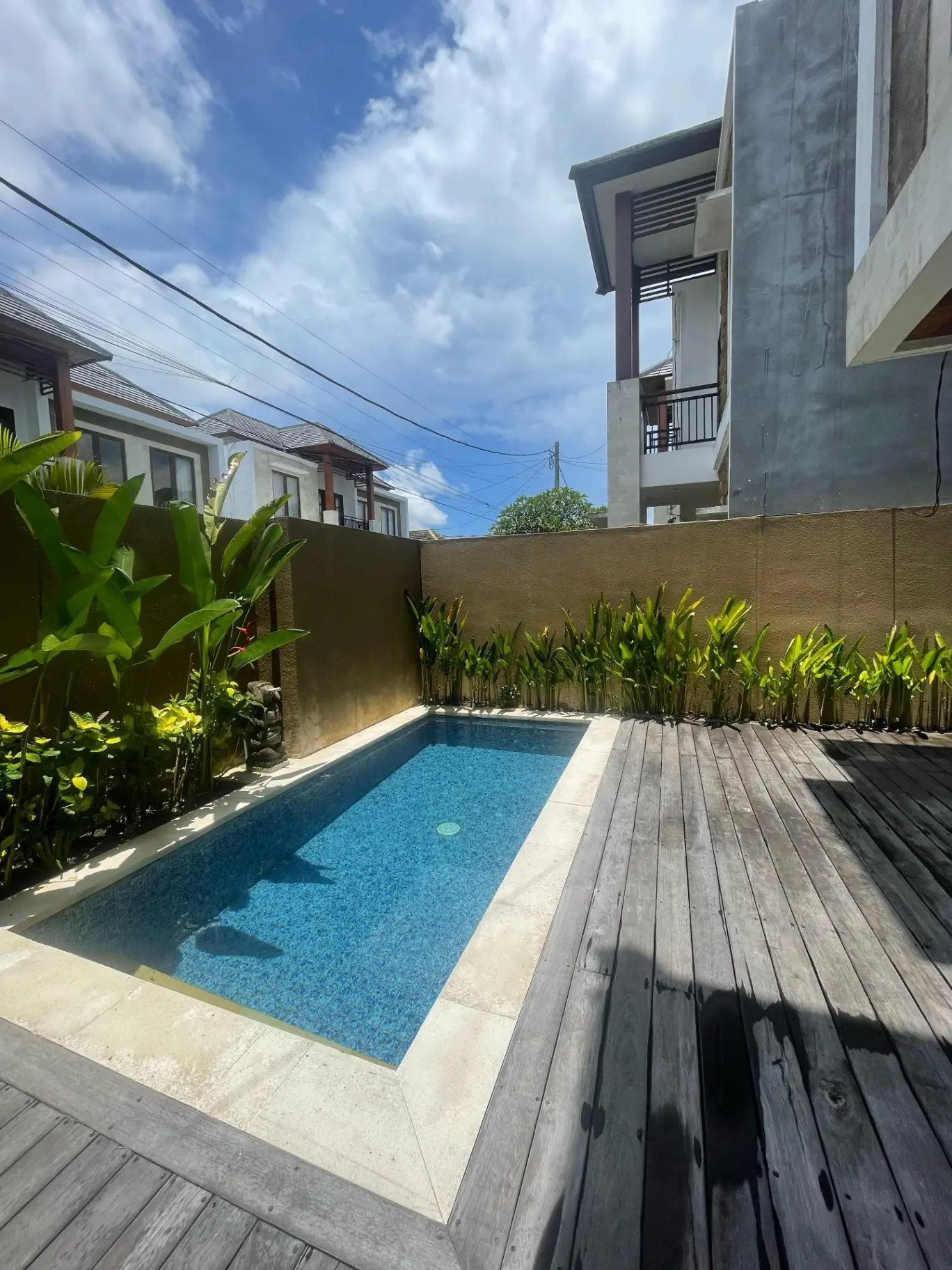 DO 445-FOR RENT VILLA ONE GATE SYSTEM LOCATED AT NUSA DUA 