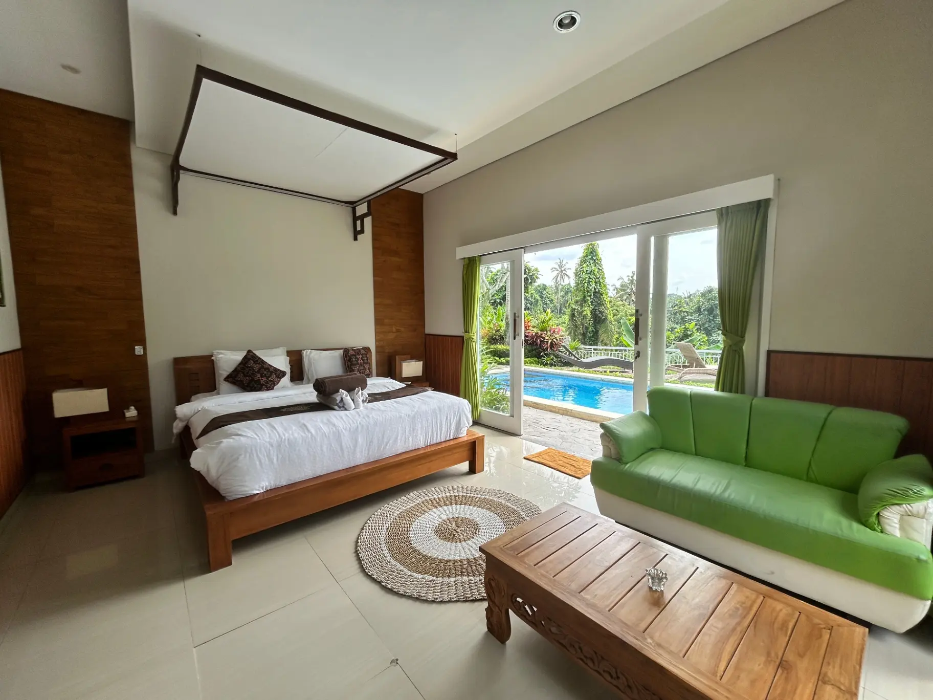 Serene 2BR Jungle-View Villa