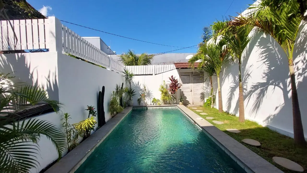 3BR VILLA FOR LEASE 22 YEARS AT SEMER, KEROBOKAN | IT 589 