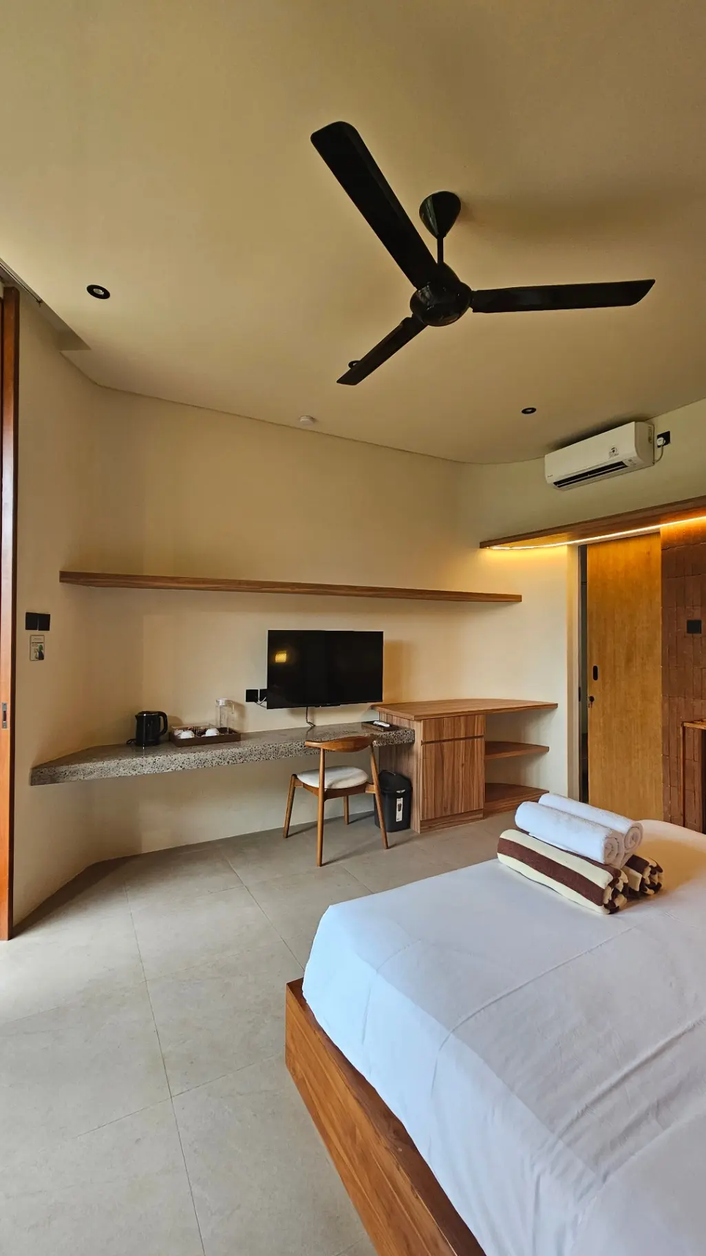 Berawa Guest House [video included in this post]