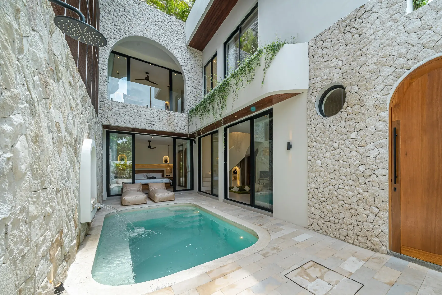 Villa West Heaven KL 1 – Brand New 3BR Villa with Jacuzzi & Rooftop in Balangan