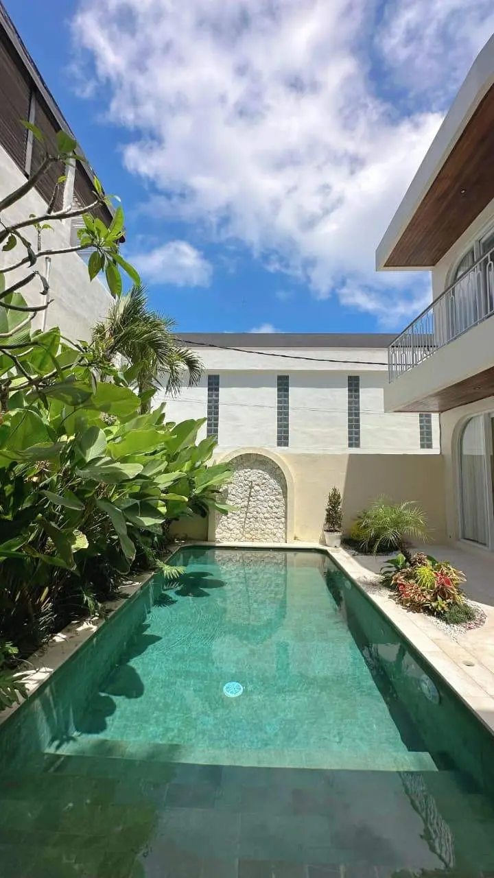 Luxurious 3BR Mediterranean Villa w/ Rooftop & Jacuzzi